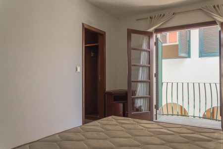 Casa para alugar com 275m², 2 quartos e 2 vagas Casa para alugar com 275m², 2 quartos e 2 vagasSuíte 2