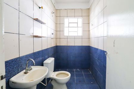 Banheiro de casa para alugar com 1 quarto, 55m² em Jaguaré, São Paulo