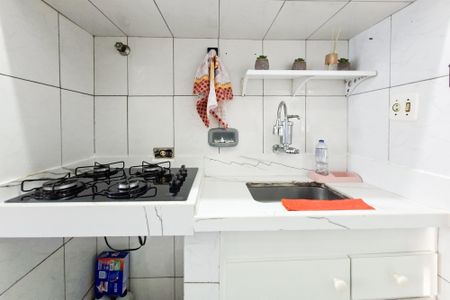 Studio para alugar com 27m², 1 quarto e sem vaga Studio para alugar com 27m², 1 quarto e sem vagaCozinha
