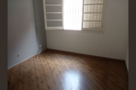Casa à venda com 260m², 2 quartos e 1 vagaQuarto