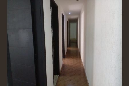 Casa à venda com 260m², 2 quartos e 1 vagaCorredor