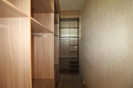 Casa à venda com 163m², 4 quartos e 3 vagasQuarto 2 - Banheiro