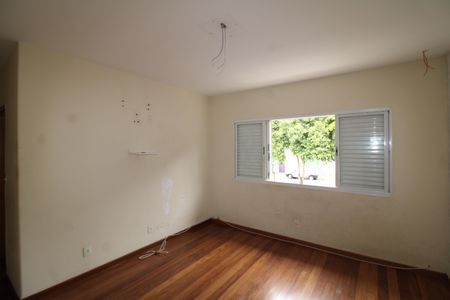 Casa à venda com 163m², 4 quartos e 3 vagasQuarto 2