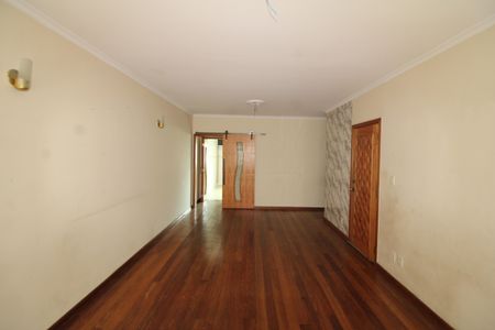 Sala de casa para alugar com 4 quartos, 163m² em Jardim Picolo, São Paulo