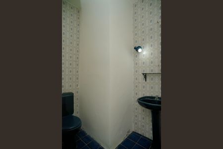 Casa para alugar com 240m², 4 quartos e 4 vagas Casa para alugar com 240m², 4 quartos e 4 vagasLavabo