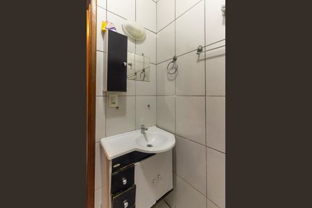 Casa de condomínio à venda com 137m², 3 quartos e 2 vagasBanheiro da Suíte