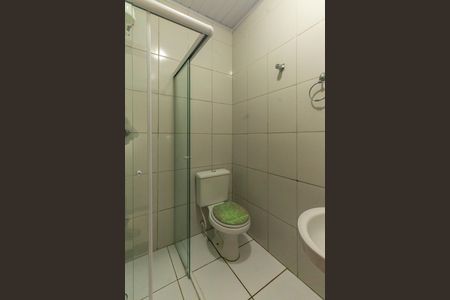 Casa de condomínio à venda com 137m², 3 quartos e 2 vagasBanheiro 