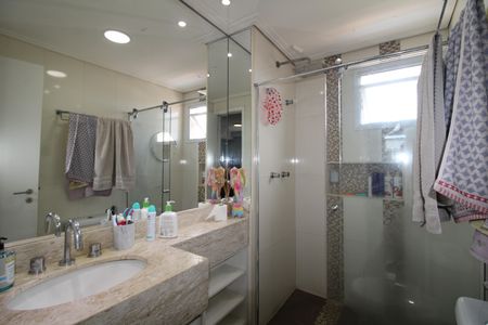 Apartamento à venda com 110m², 3 quartos e 2 vagasQuarto 3 - Banheiro