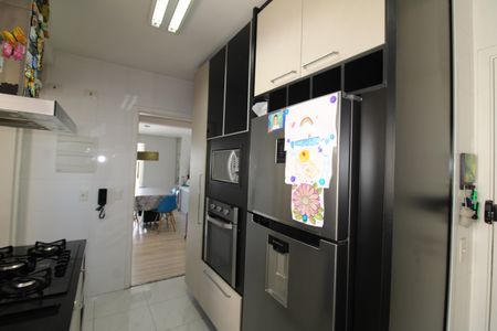 Apartamento à venda com 110m², 3 quartos e 2 vagasCozinha