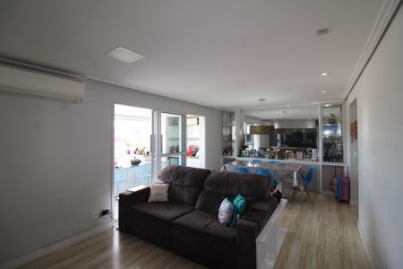 Apartamento à venda com 110m², 3 quartos e 2 vagasSala