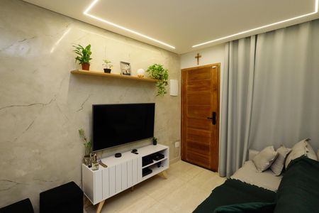 Sala  de apartamento à venda com 2 quartos, 43m² em Vila Santa Terezinha (zona Norte), São Paulo