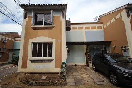 Casa de condomínio para alugar com 86m², 3 quartos e 1 vagaFachada