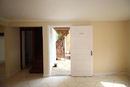 Casa de condomínio para alugar com 86m², 3 quartos e 1 vagaSala