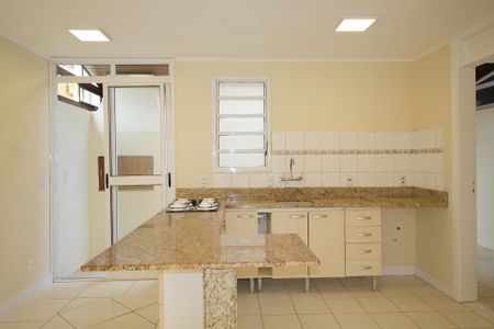 Casa de condomínio para alugar com 86m², 3 quartos e 1 vagaCozinha