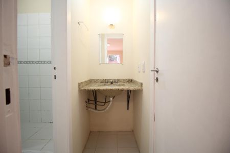 Casa de condomínio para alugar com 86m², 3 quartos e 1 vagaBanheiro da Suíte 1