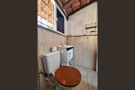 Casa à venda com 126m², 3 quartos e 1 vagaBanheiro Social 2