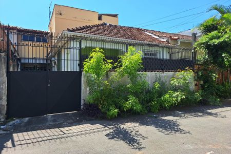 Casa à venda com 126m², 3 quartos e 1 vagaFachada