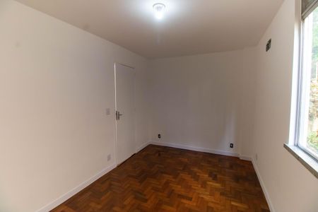 Quarto 1 de apartamento à venda com 2 quartos, 60m² em Santa Rosa, Niterói