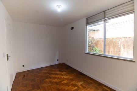 Apartamento à venda com 60m², 2 quartos e 1 vaga Apartamento à venda com 60m², 2 quartos e 1 vagaQuarto 1