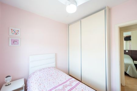 Apartamento à venda com 79m², 3 quartos e 1 vagaQuarto 2