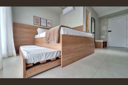 Studio para alugar com 29m², 1 quarto e sem vaga Studio para alugar com 29m², 1 quarto e sem vagaDetalhe