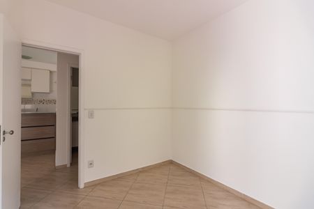Quarto 1 de apartamento para alugar com 2 quartos, 57m² em Umuarama, Osasco