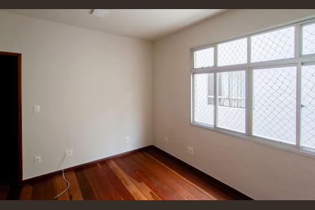 Apartamento para alugar com 3 quartos, 75m² em Cruzeiro, Belo Horizonte