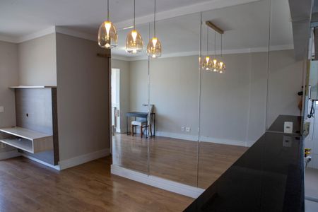 Apartamento à venda com 67m², 3 quartos e 1 vaga Apartamento à venda com 67m², 3 quartos e 1 vagaSala