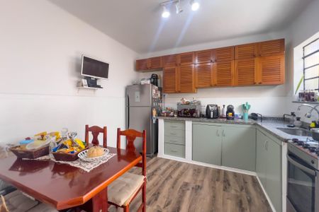 Casa à venda com 120m², 3 quartos e sem vaga