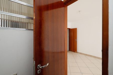 Casa à venda com 250m², 5 quartos e 5 vagasLavabo