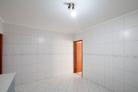 Casa à venda com 250m², 5 quartos e 5 vagasCozinha - Armários