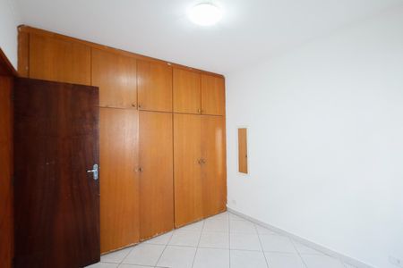 Casa à venda com 250m², 5 quartos e 5 vagasQuarto 2