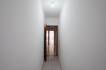 Casa à venda com 250m², 5 quartos e 5 vagasCorredor