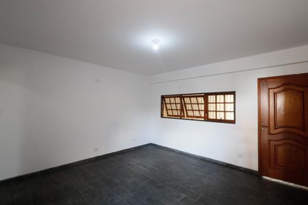 Casa à venda com 250m², 5 quartos e 5 vagasSala 2