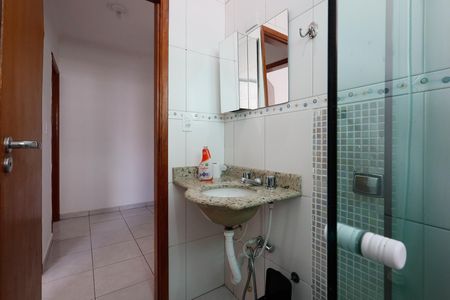 Casa à venda com 250m², 5 quartos e 5 vagasBanheiro 3 