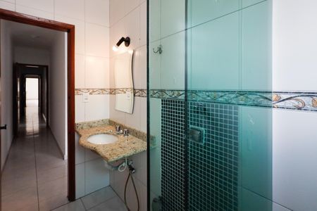 Casa à venda com 250m², 5 quartos e 5 vagasBanheiro da Suíte 1