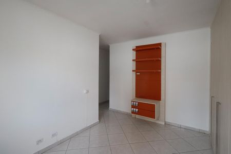 Casa à venda com 250m², 5 quartos e 5 vagasSuíte 1