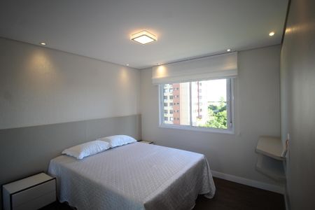 Apartamento à venda com 74m², 2 quartos e 2 vagasSuíte 1