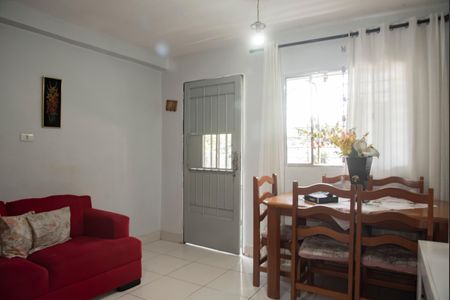 Sala de casa à venda com 3 quartos, 200m² em Planalto Paulista, São Paulo