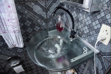 Casa à venda com 200m², 3 quartos e sem vagaBanheiro da Suíte 2