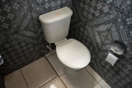 Casa à venda com 200m², 3 quartos e sem vagaBanheiro da Suíte 2