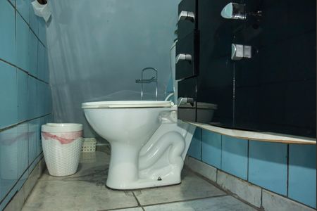 Casa à venda com 200m², 3 quartos e sem vagaLavabo da Sala