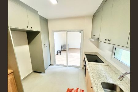 Casa para alugar com 160m², 2 quartos e 2 vagasCozinha