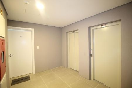 Apartamento à venda com 93m², 3 quartos e 2 vagasCorredor