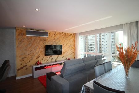 Sala de apartamento à venda com 3 quartos, 93m² em Passo D’areia, Porto Alegre