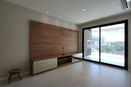 Apartamento à venda com 105m², 3 quartos e 2 vagasSala