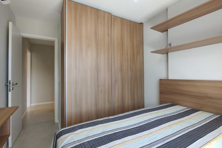 Apartamento à venda com 105m², 3 quartos e 2 vagasQuarto 2 