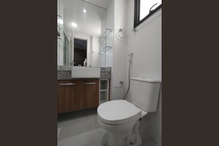 Apartamento à venda com 105m², 3 quartos e 2 vagasBanheiro da Suíte 1