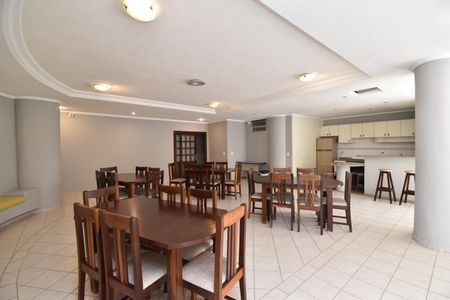 Apartamento para alugar com 145m², 3 quartos e 1 vagaÁrea comum - Salão de festas