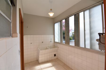 Apartamento para alugar com 145m², 3 quartos e 1 vagaÁrea de Serviço